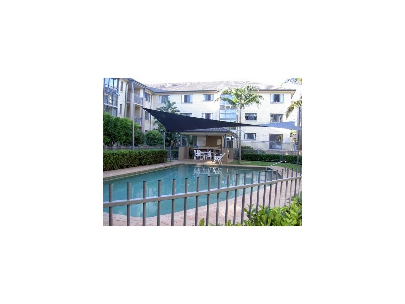 15/300 Sir Fred Schonell Drive, St Lucia QLD 4067