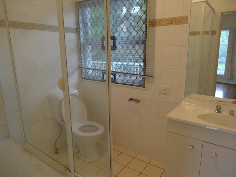 4/109 Central Avenue, Indooroopilly QLD 4068