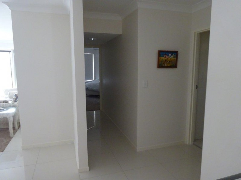 2/15 Riverview Terrace, Indooroopilly QLD 4068