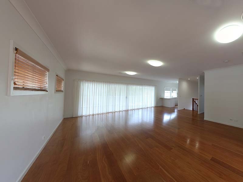 9 Marmion Parade, Taringa QLD 4068
