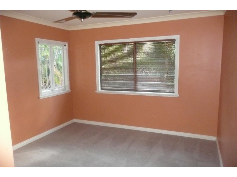 15 Julie Street, Indooroopilly QLD 4068