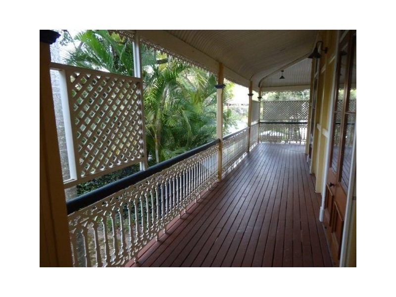 18. McIlwraith Street, Auchenflower QLD 4066