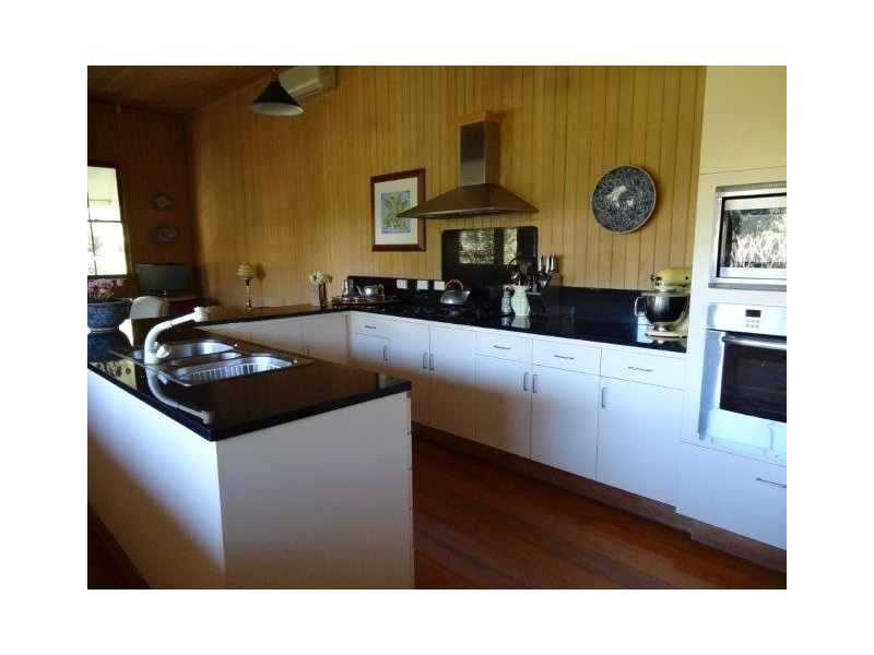 18. McIlwraith Street, Auchenflower QLD 4066