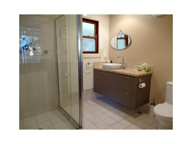 18. McIlwraith Street, Auchenflower QLD 4066