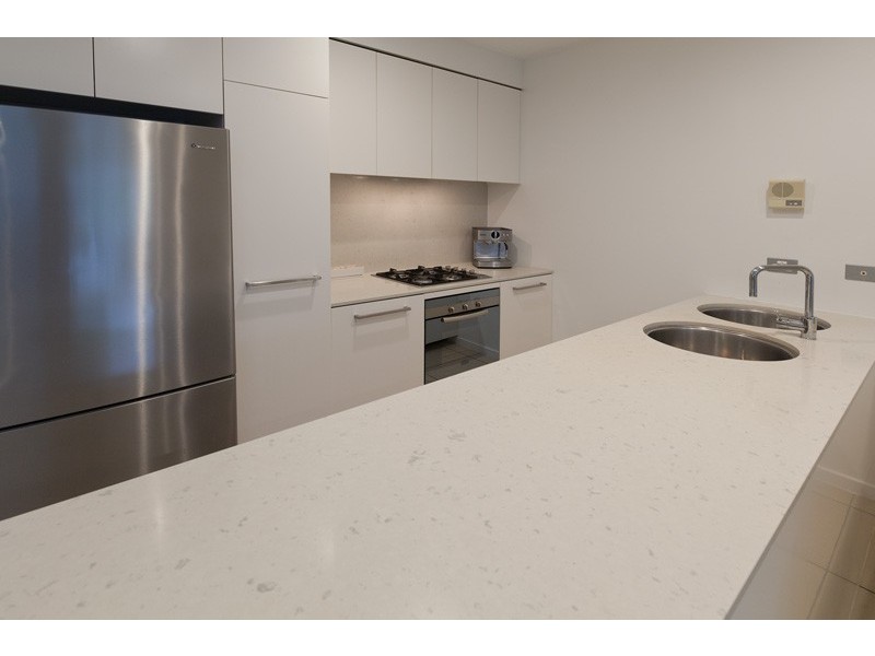 2/62 Armadale Street, St Lucia QLD 4067