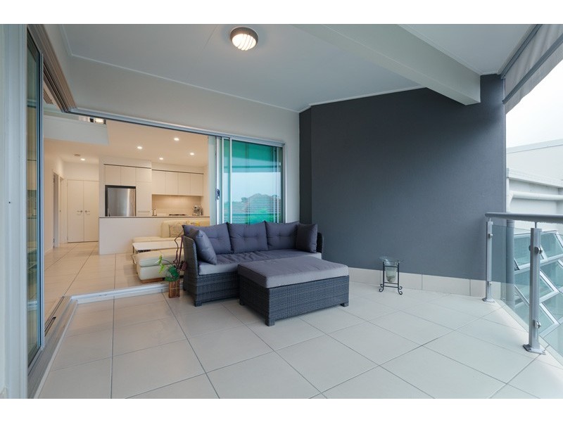 2/62 Armadale Street, St Lucia QLD 4067