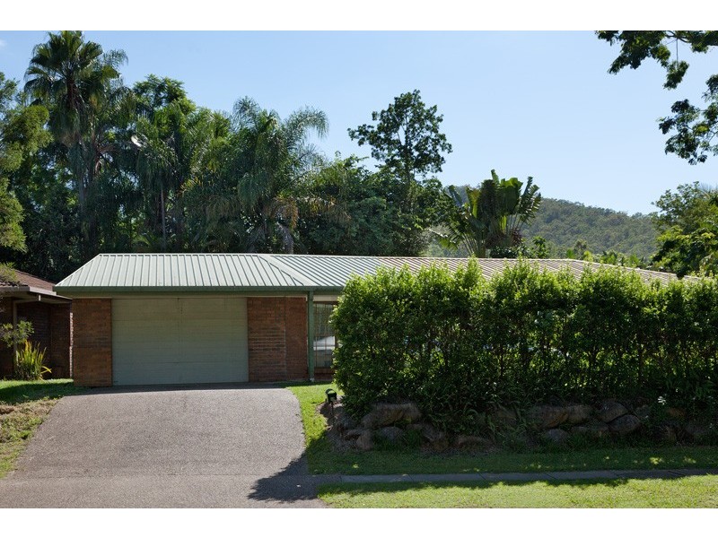 49 Greenford Street, Chapel Hill QLD 4069