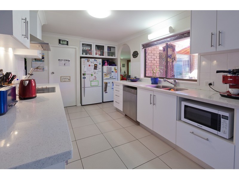 49 Greenford Street, Chapel Hill QLD 4069