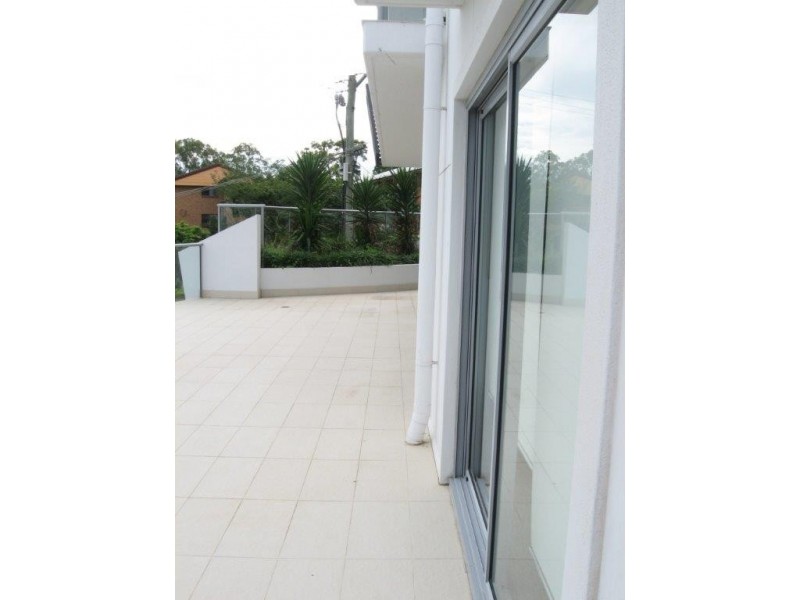 304/30. Riverview Terrace, Indooroopilly QLD 4068