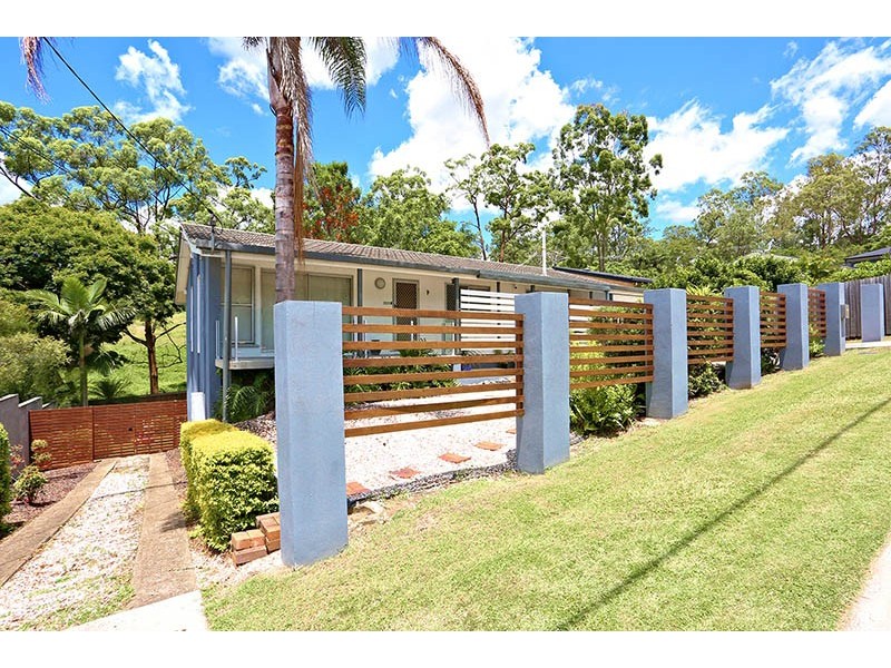 732 Moggill Road, Chapel Hill QLD 4069