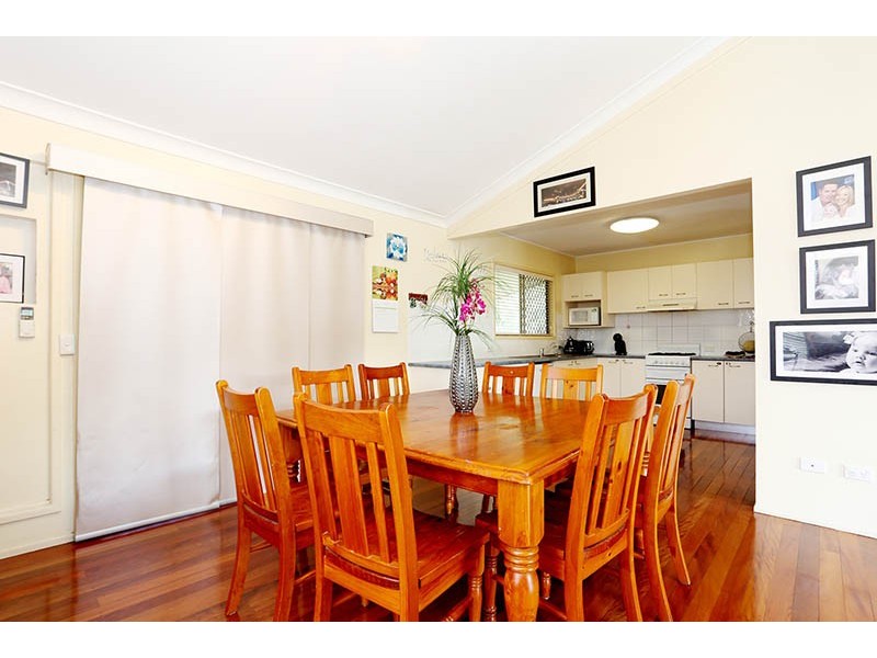 732 Moggill Road, Chapel Hill QLD 4069