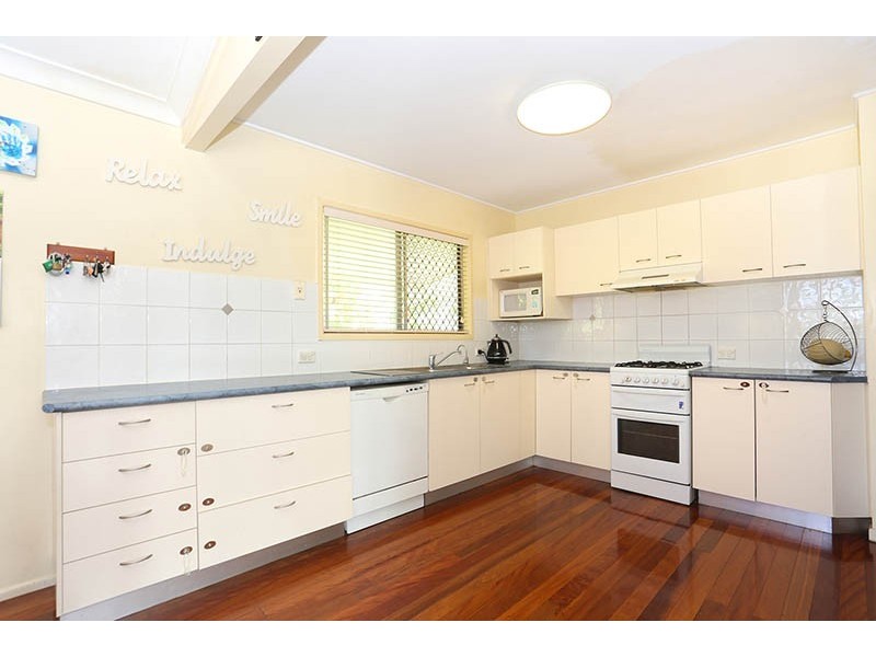 732 Moggill Road, Chapel Hill QLD 4069