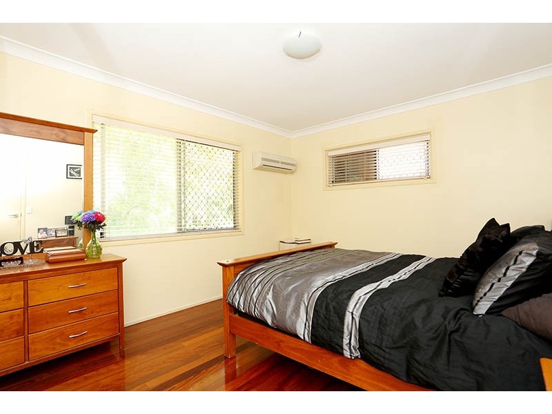 732 Moggill Road, Chapel Hill QLD 4069