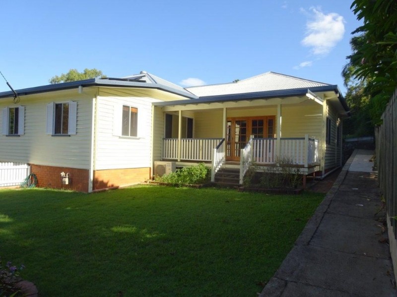 67 Greenlaw Street, Indooroopilly QLD 4068