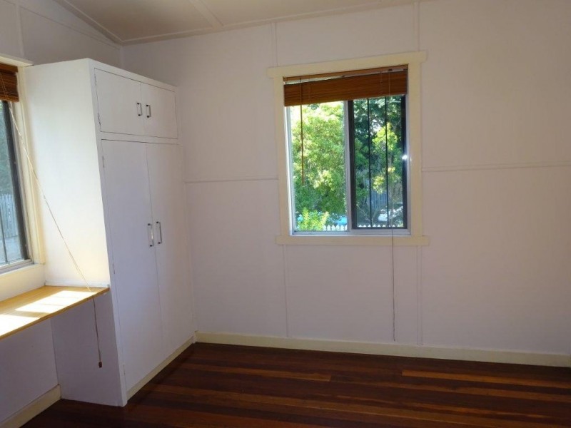 67 Greenlaw Street, Indooroopilly QLD 4068