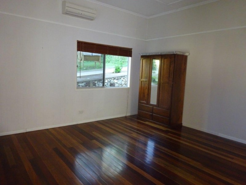 67 Greenlaw Street, Indooroopilly QLD 4068