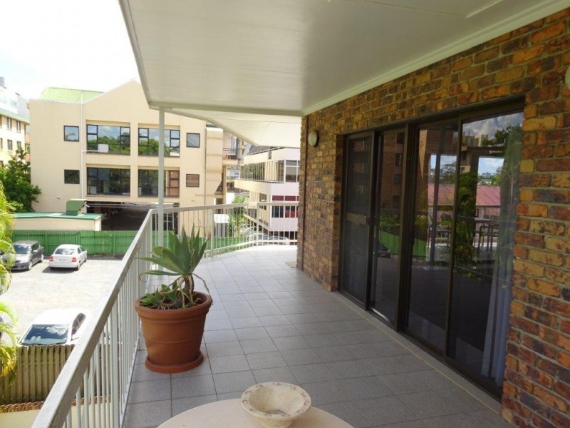 15 Riverview Terrace, Indooroopilly QLD 4068