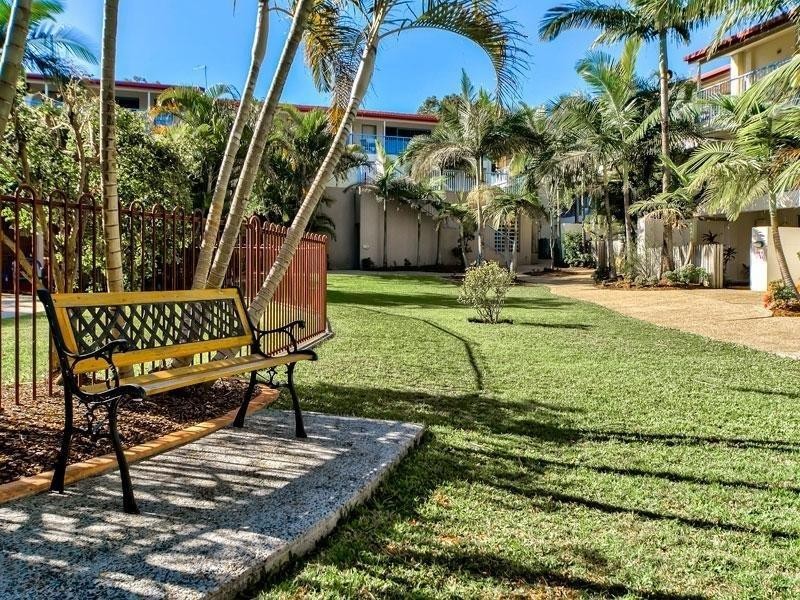 2 Waverley Road, Taringa QLD 4068