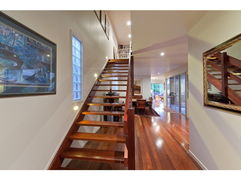 87a McCaul Street, Indooroopilly QLD 4068