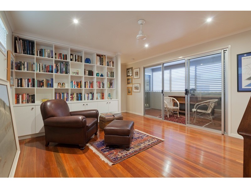 87a McCaul Street, Indooroopilly QLD 4068