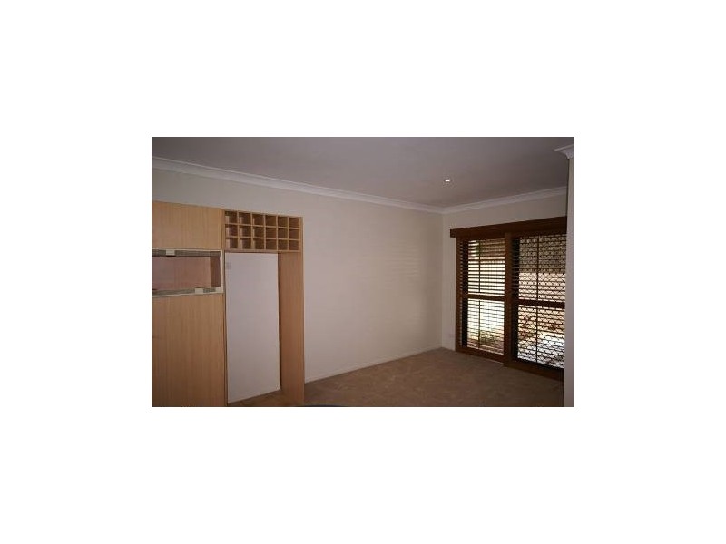 10/122 Central Avenue, Indooroopilly QLD 4068