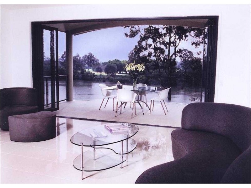 83 King Arthur Terrace, Tennyson QLD 4105