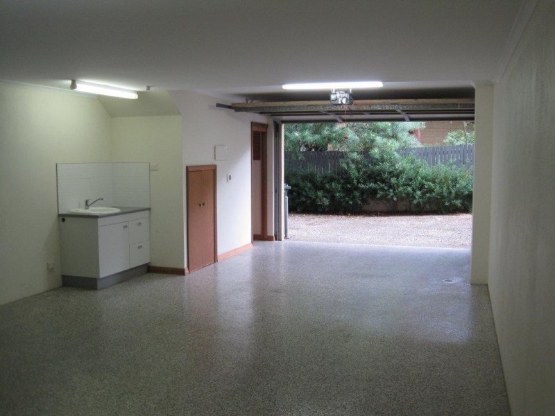 5 Cecil Street, Indooroopilly QLD 4068