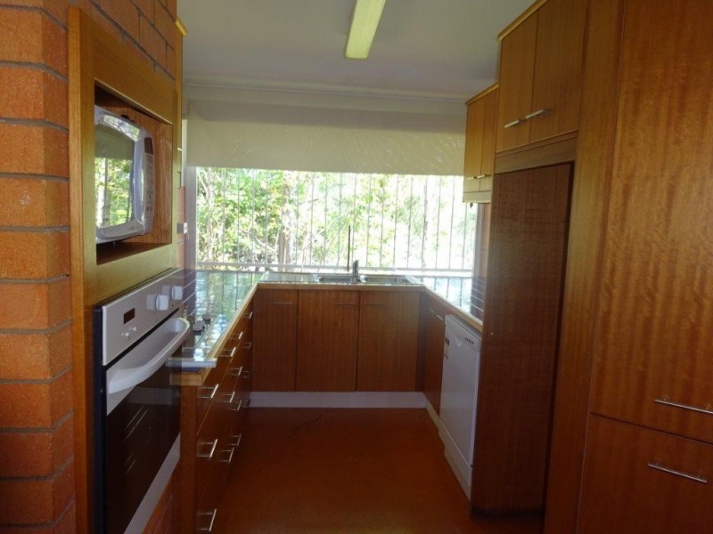 147 The Esplanade., St Lucia QLD 4067