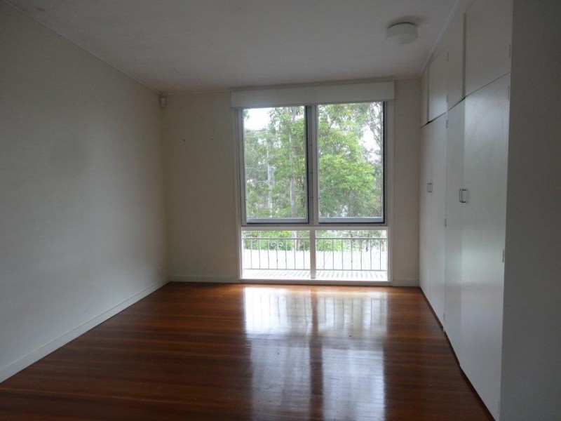 147 The Esplanade., St Lucia QLD 4067