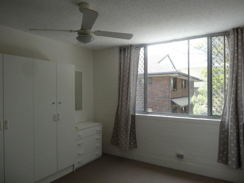 4/28 Underhill Avenue, Indooroopilly QLD 4068