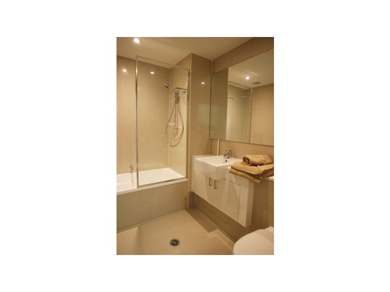 804/30 Riverview Terrace, Indooroopilly QLD 4068