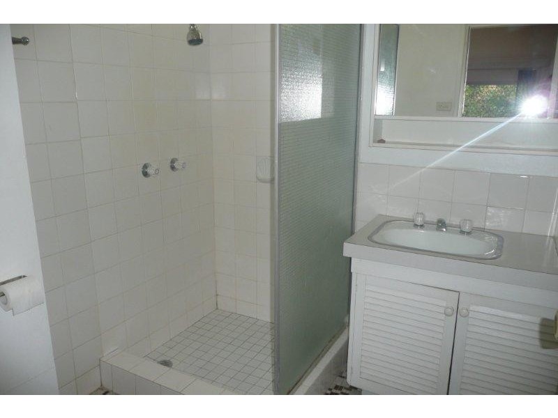 5/12. Foxton Street, Indooroopilly QLD 4068