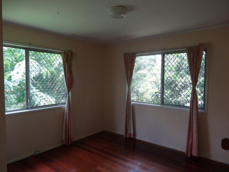 26 Cougar Street, Indooroopilly QLD 4068