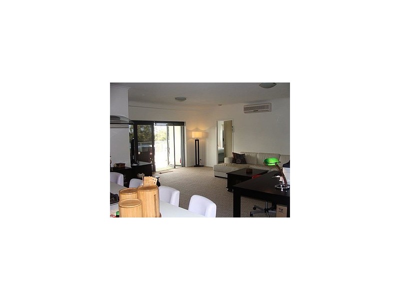 303/30 Riverview Terrace, Indooroopilly QLD 4068