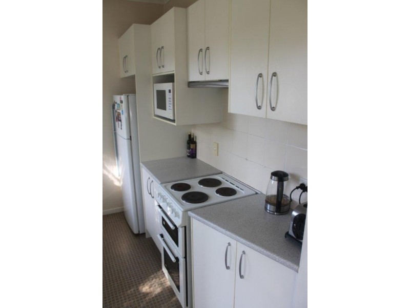 35. Taringa Pde, Indooroopilly QLD 4068