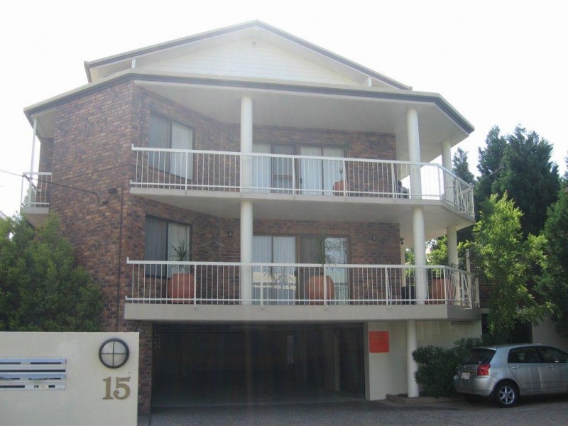 2/15 Riverview Terrace, Indooroopilly QLD 4068