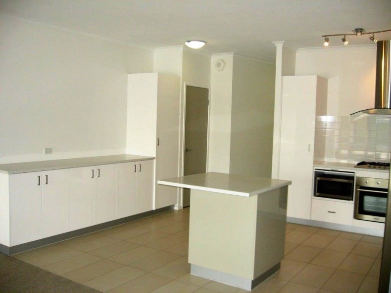 304/30 Riverview Terrace, Indooroopilly QLD 4068