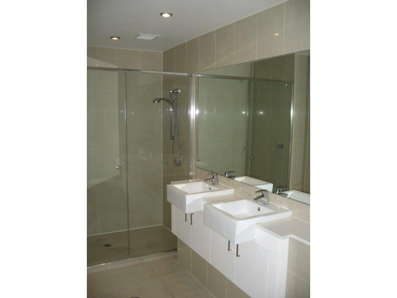 304/30 Riverview Terrace, Indooroopilly QLD 4068