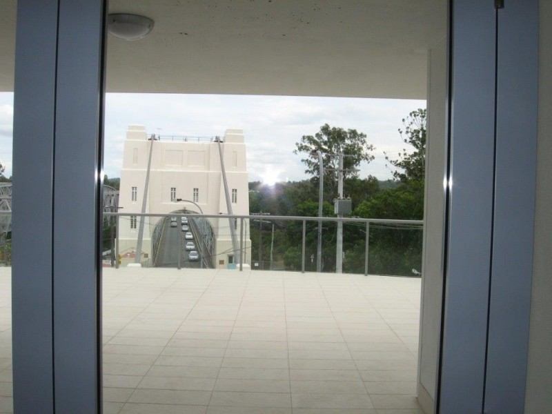 304/30 Riverview Terrace, Indooroopilly QLD 4068