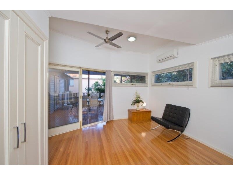 3 Harts Road, Indooroopilly QLD 4068