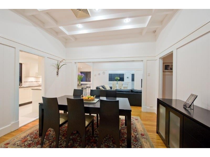 3 Harts Road, Indooroopilly QLD 4068