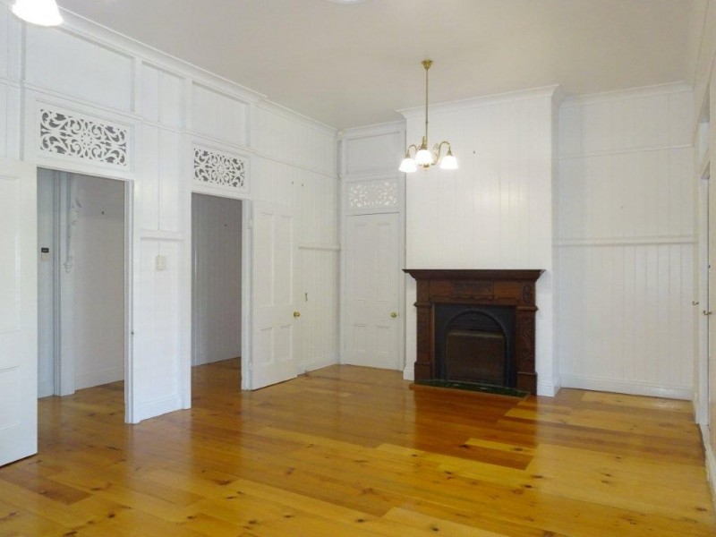 130. Laurel Avenue, Chelmer QLD 4068