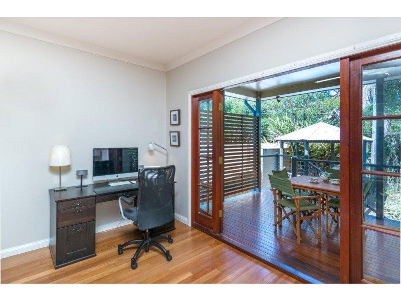 48 Twigg Street, Indooroopilly QLD 4068