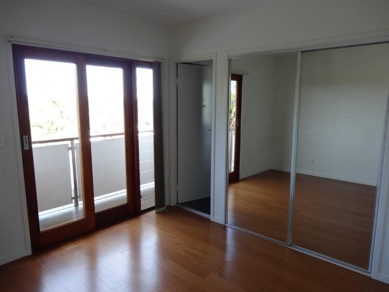 4/28 Central Avenue, Indooroopilly QLD 4068