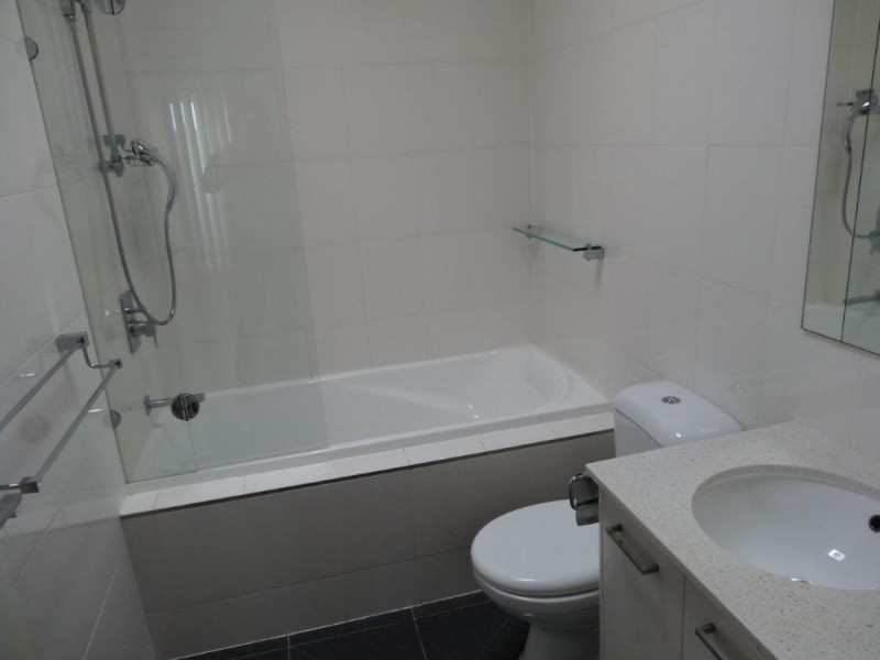 4/28 Central Avenue, Indooroopilly QLD 4068