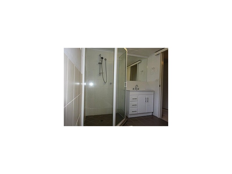 2/33 Rokeby Terrace, Taringa QLD 4068