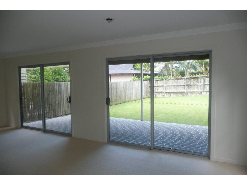 10 Harts Road, Indooroopilly QLD 4068