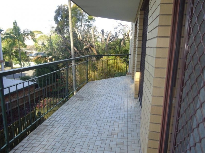 4/123. Central Avenue, Indooroopilly QLD 4068