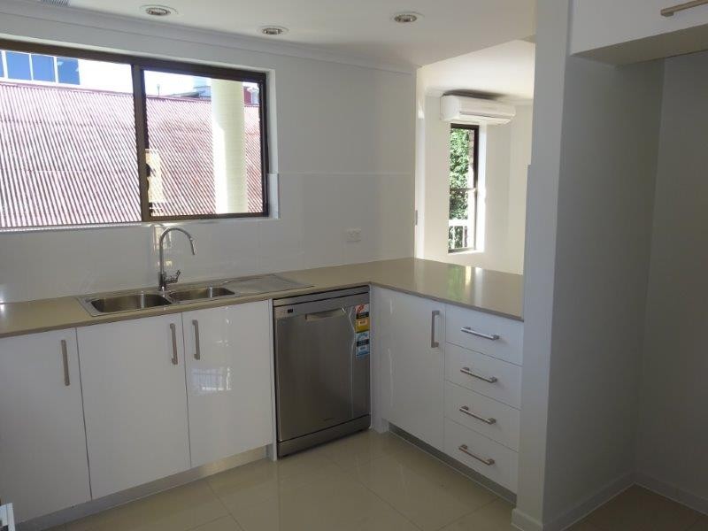 4/15 Riverview Terrace, Indooroopilly QLD 4068