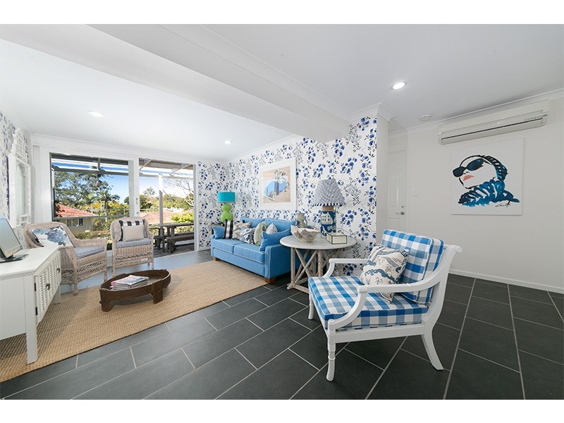 9 Bowaga Street, Indooroopilly QLD 4068